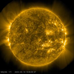 Latest image from SDO AIA 171A